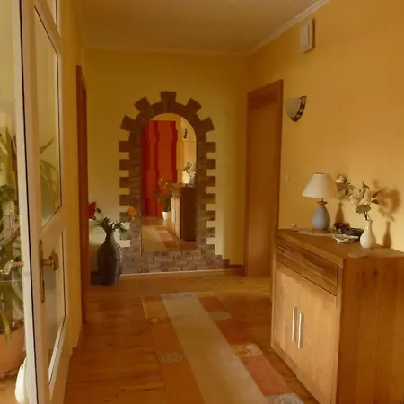 Ferienwohnung Kirsch شقة