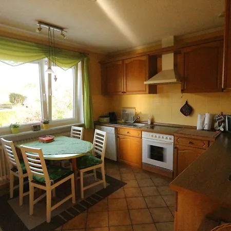 Ferienwohnung Kirsch شقة